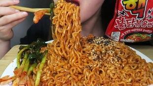 火鸡面配料爆料视频,网红美食背后的秘密大公开  第3张